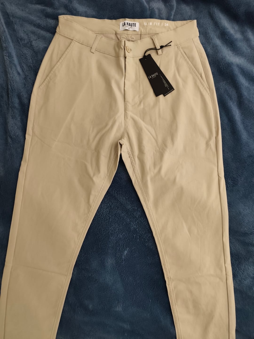 Customer photo review of Sand Slim Fit Chino