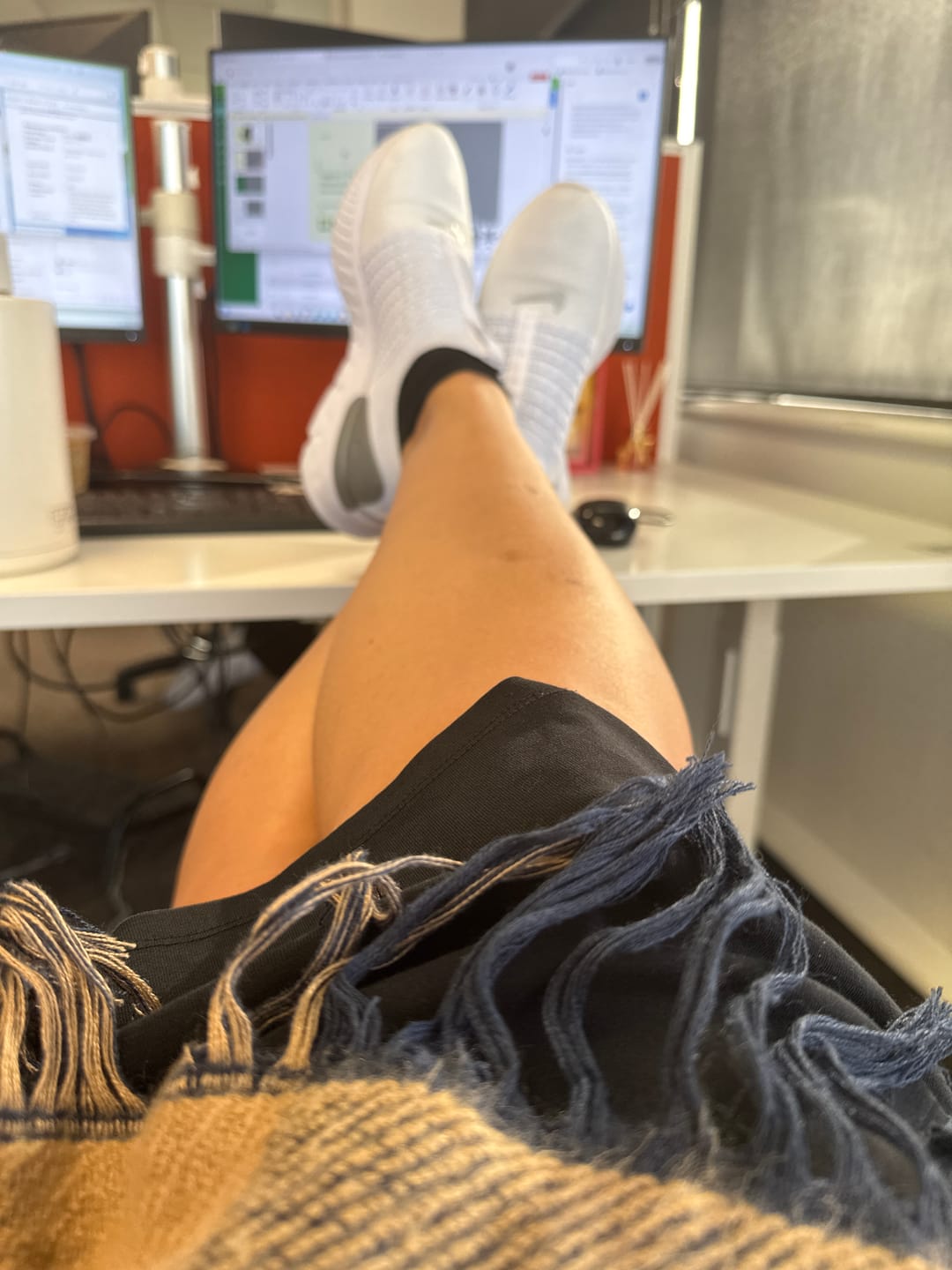 Customer photo review of Nike React Phantom Run Flyknit 2 True White Silver Wmns