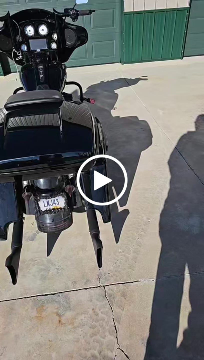 Customer video review of HARLEY TOURING CLASSIC TRUE-DUAL HEADERS