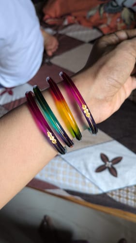 Customer photo review of A Colorful Set for Every Occasion!" - 916 22k Hallmark (Multicolour)