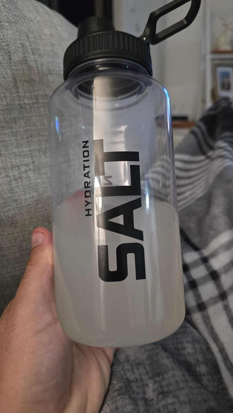 Customer photo review of 1L Hydrator Bottle