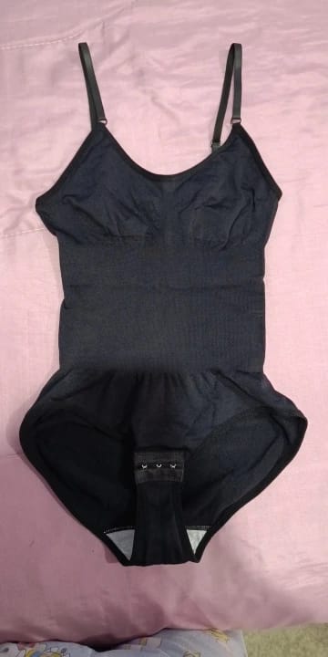 Customer photo review of Silhouette Enhancing Bodysuit