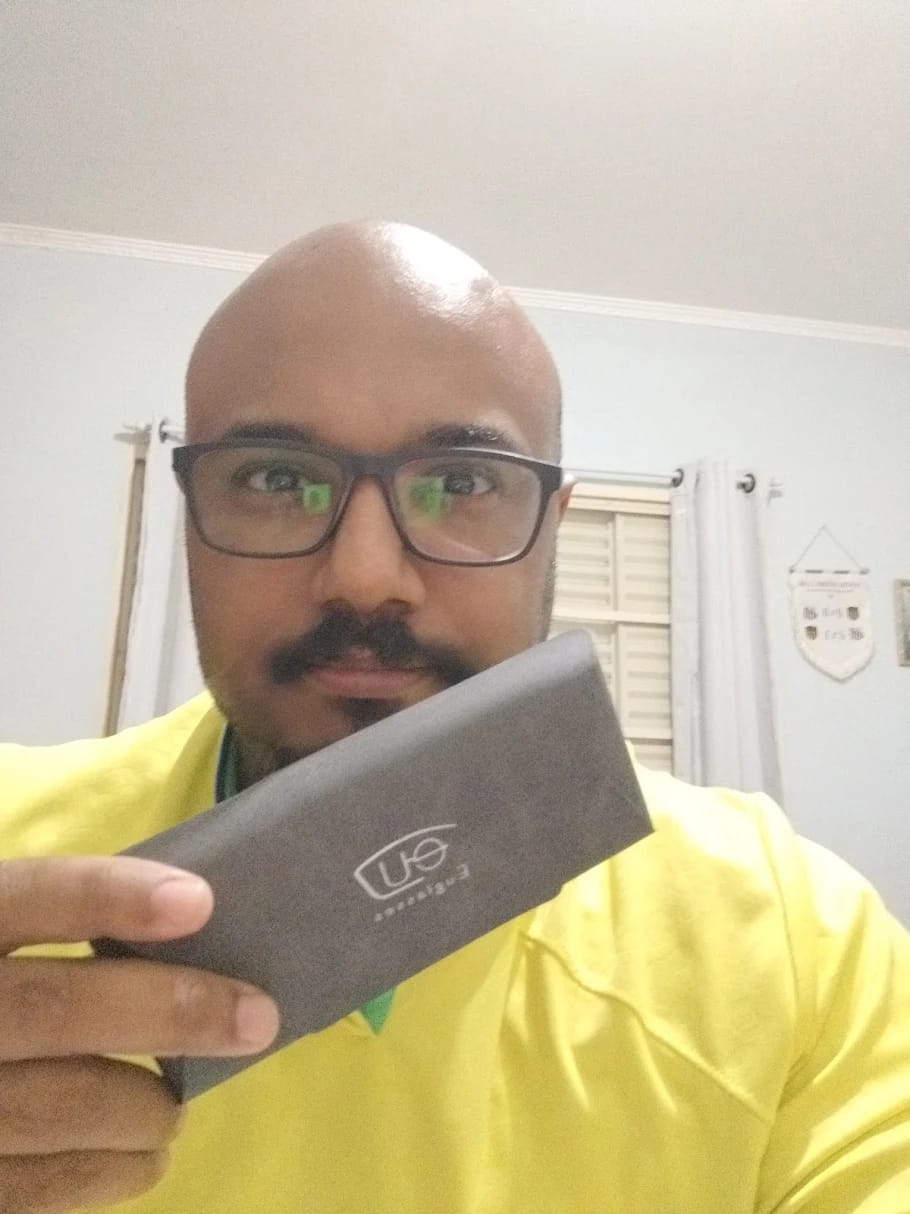 Customer photo review of Óculos de Grau Thrust