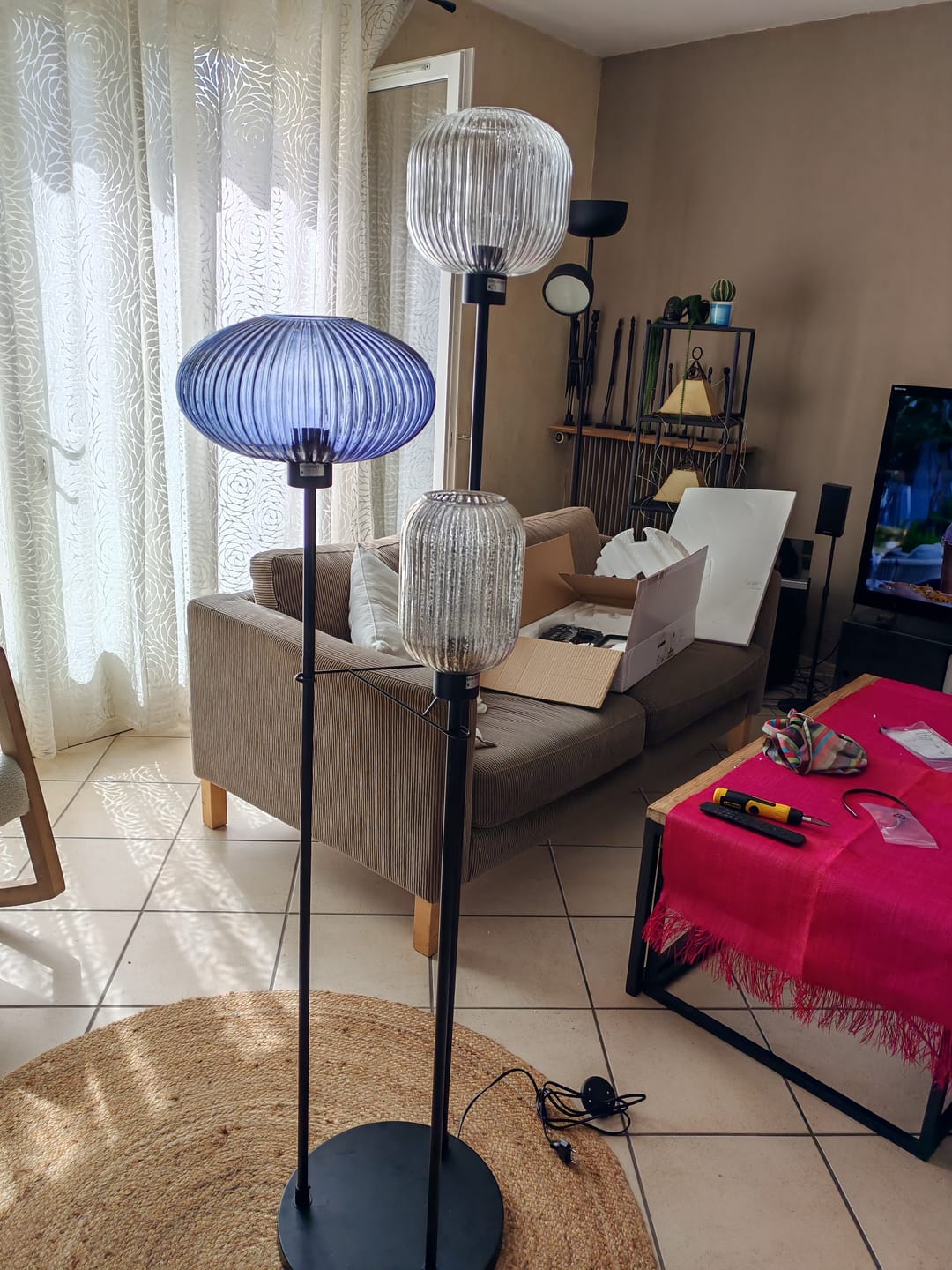 Customer photo review of Lampadaire en verre vintage CRISTALI | 3 luminaires à personnaliser
