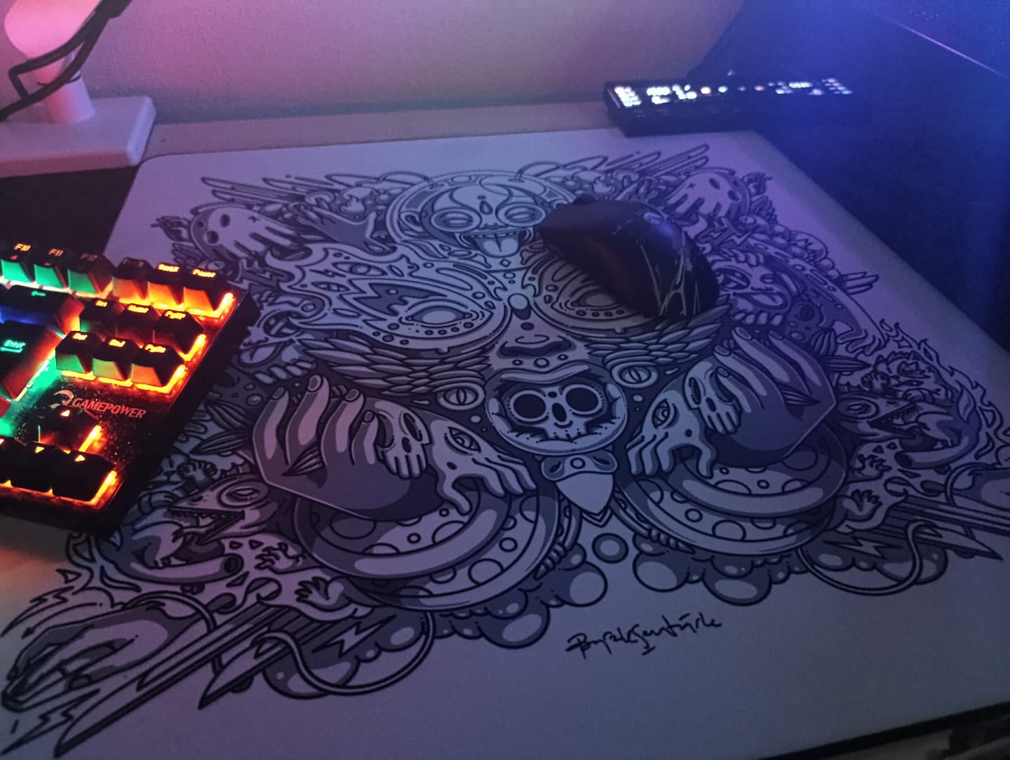 Customer photo review of Wraith Spirit of Aim Pro Mousepad