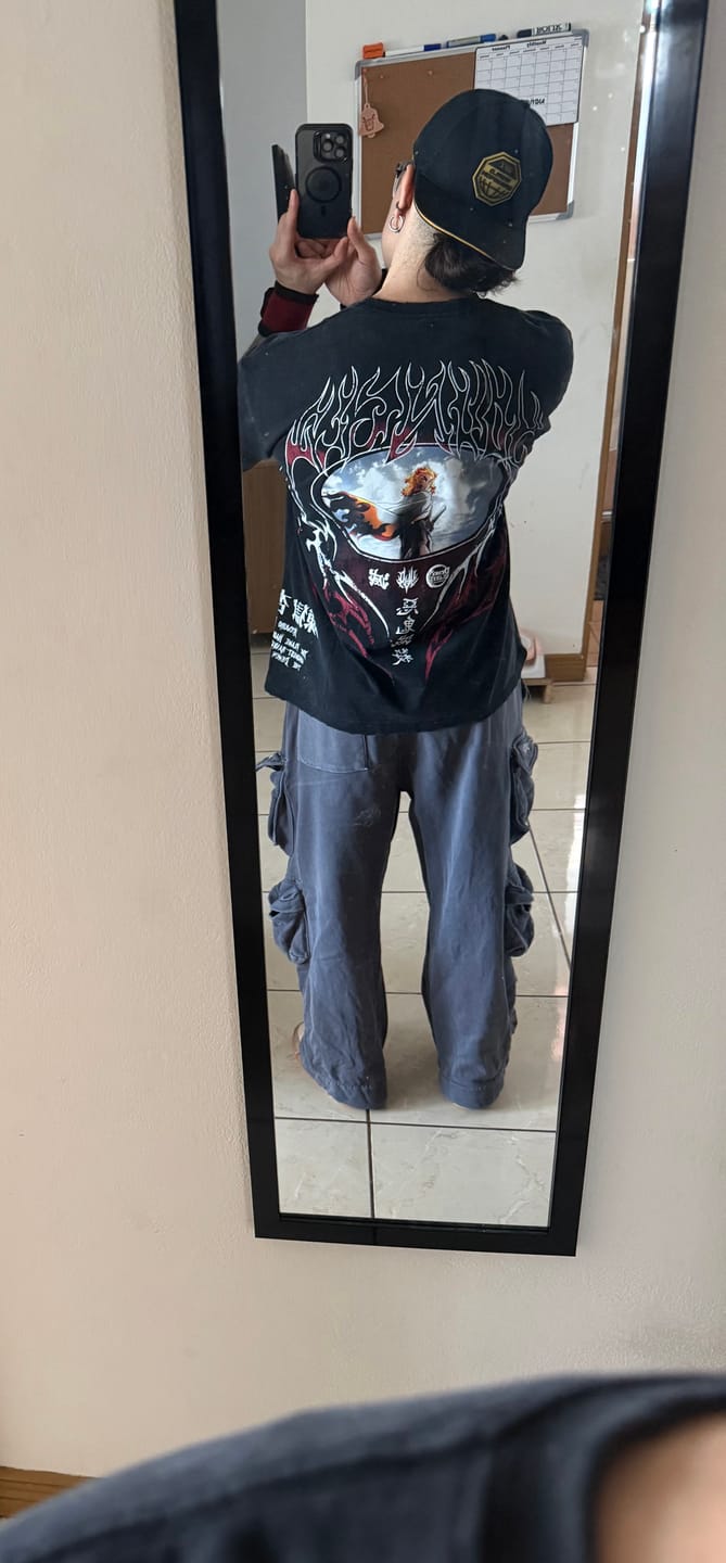 Customer photo review of 4297 - Demon Slayer: Kimetsu no Yaiba - Anime Tees