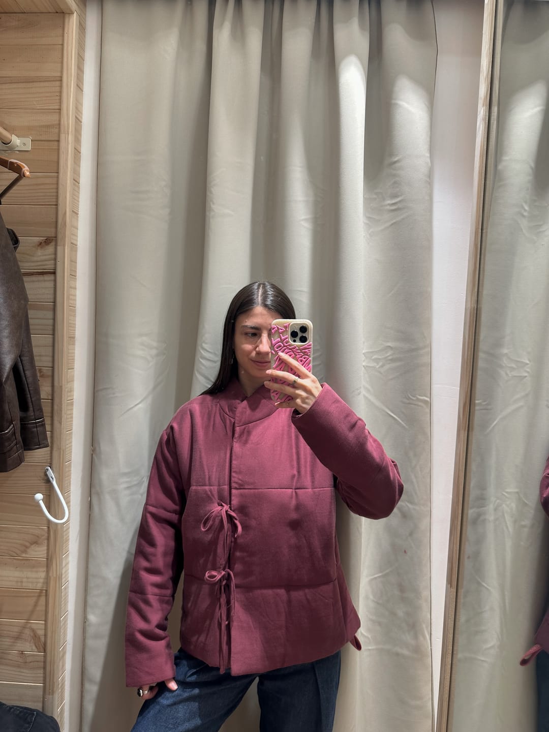 Customer photo review of Chaqueta Lazo Cruzado Burgundy