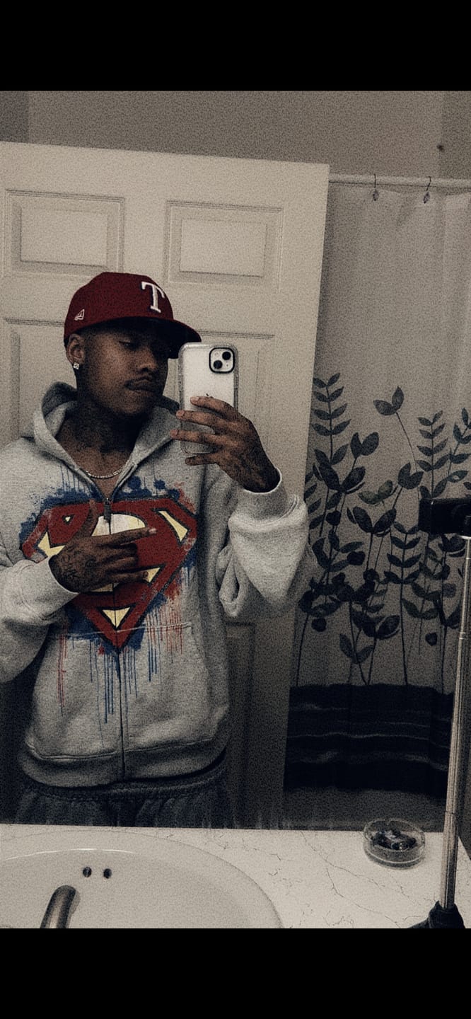 Customer photo review of 5011 - Superman Drip Zip-Ups