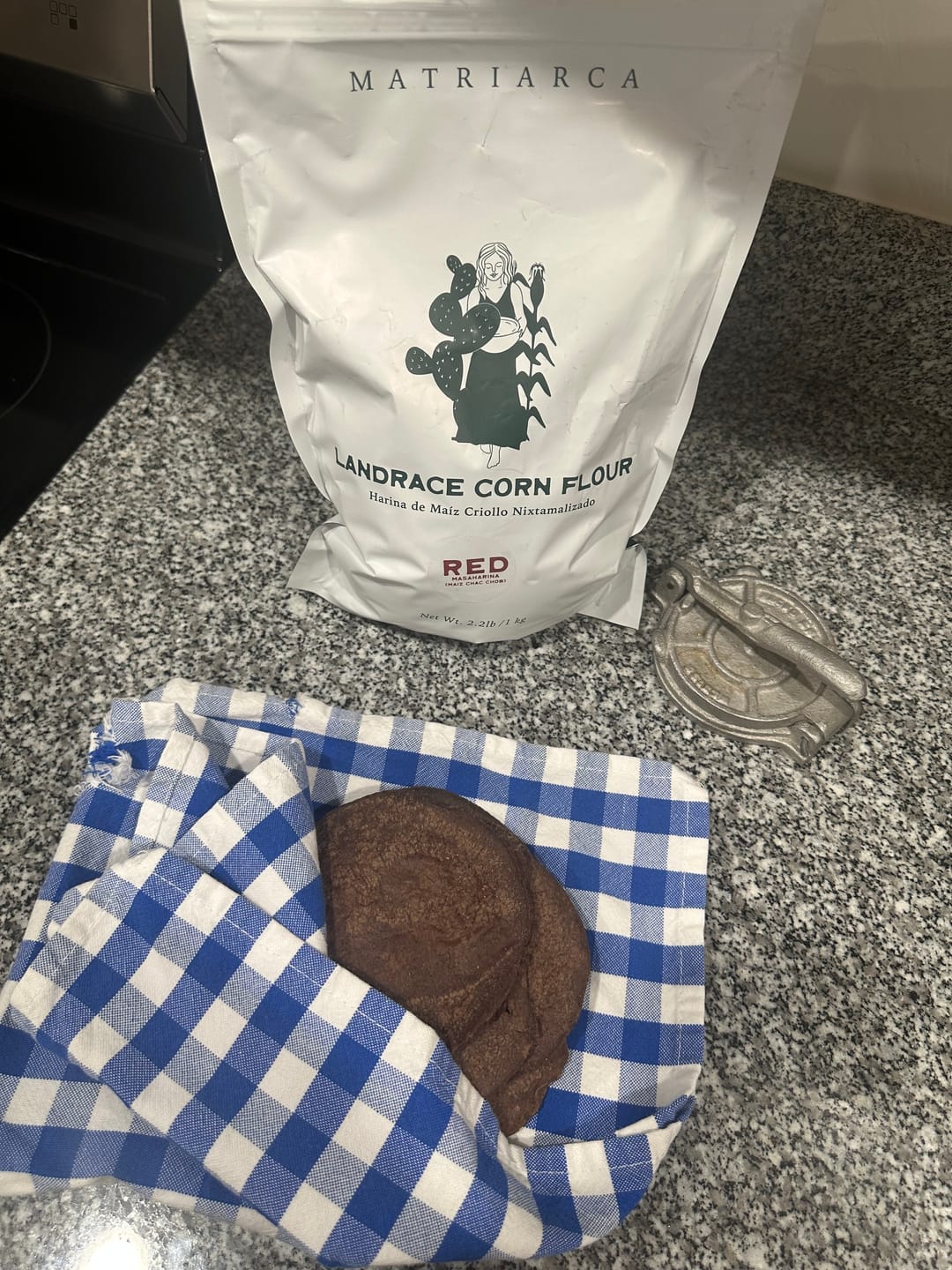 Customer photo review of Maíz rojo chac chob Masaharina – Landrace Corn Masa