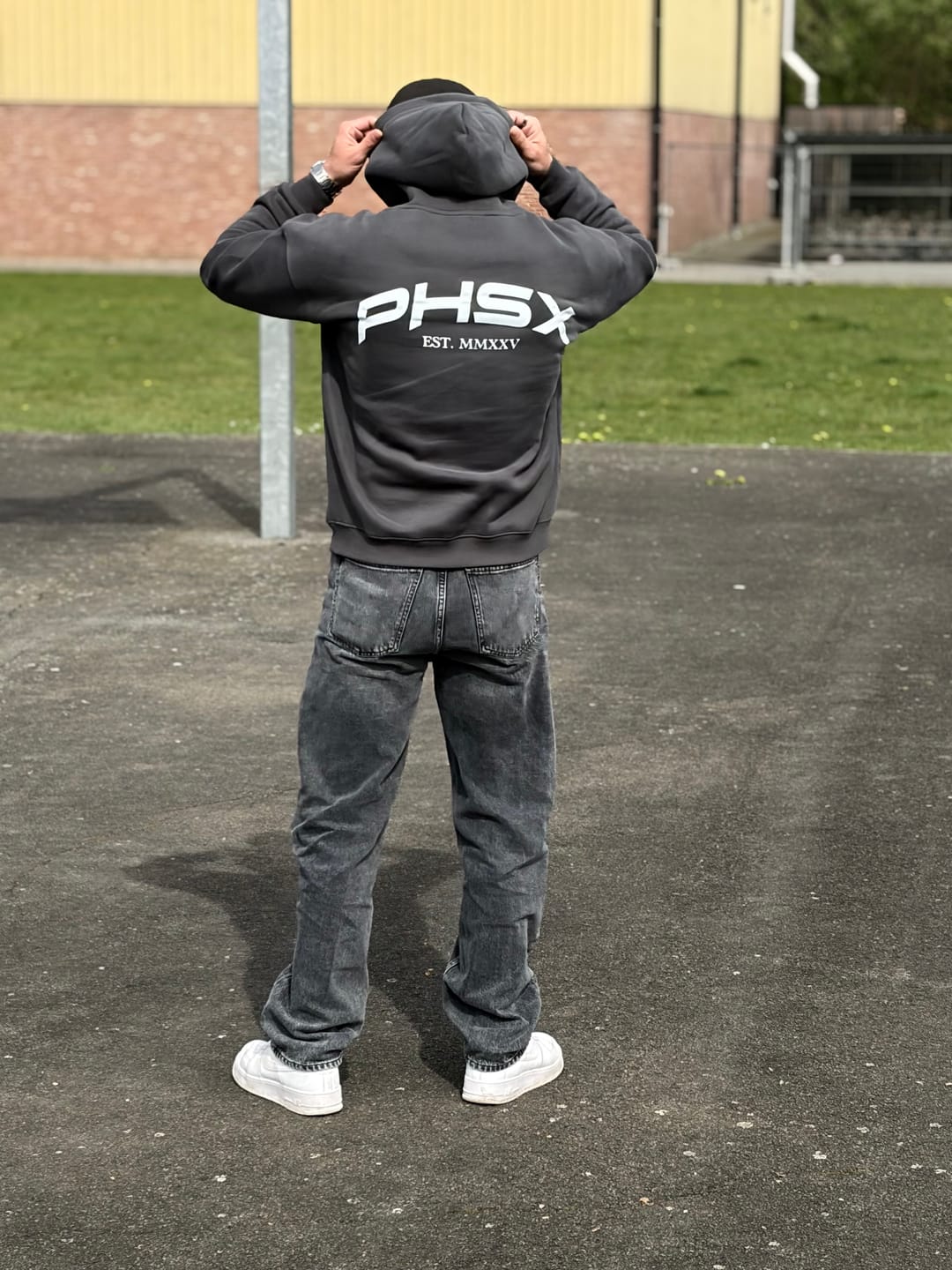 Customer photo review of HOODIE GRIJS