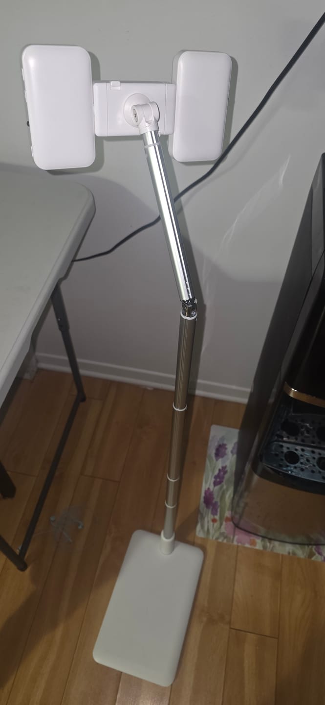 Customer photo review of FlexiStand®
