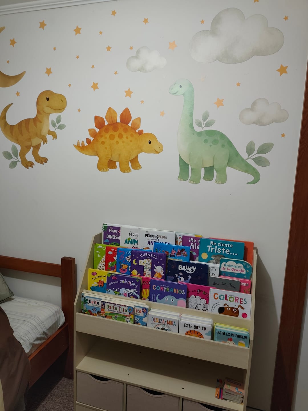 Customer photo review of Amigos dinosaurios