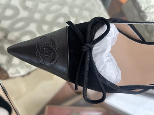 Customer photo review of CC Slingback Pointed White Black Leather 628289