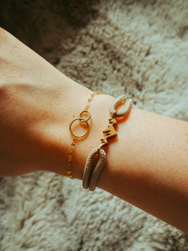 Customer photo review of Bracelet Montagne Personnalisé
