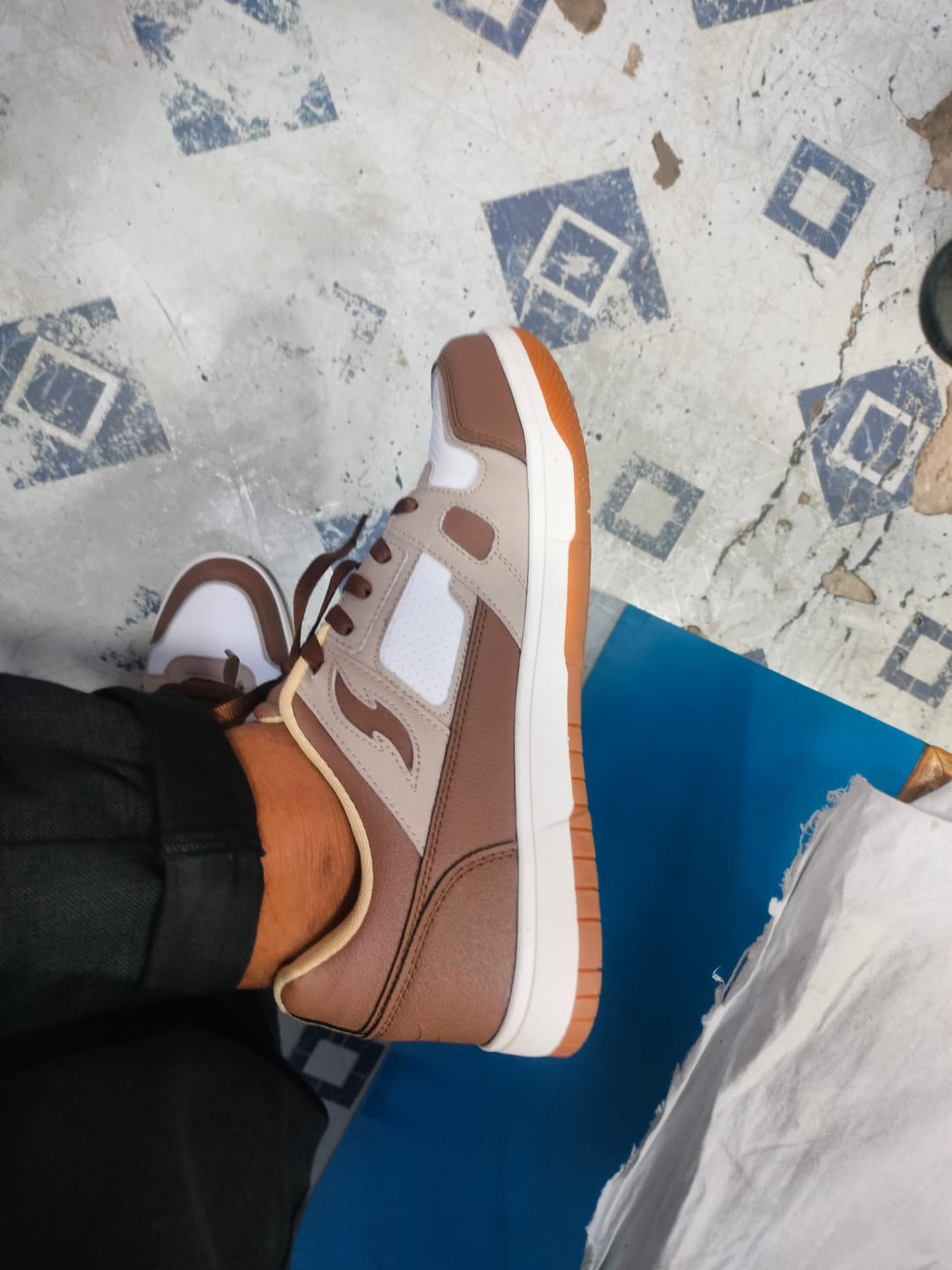 Customer photo review of ASH Beige Brown