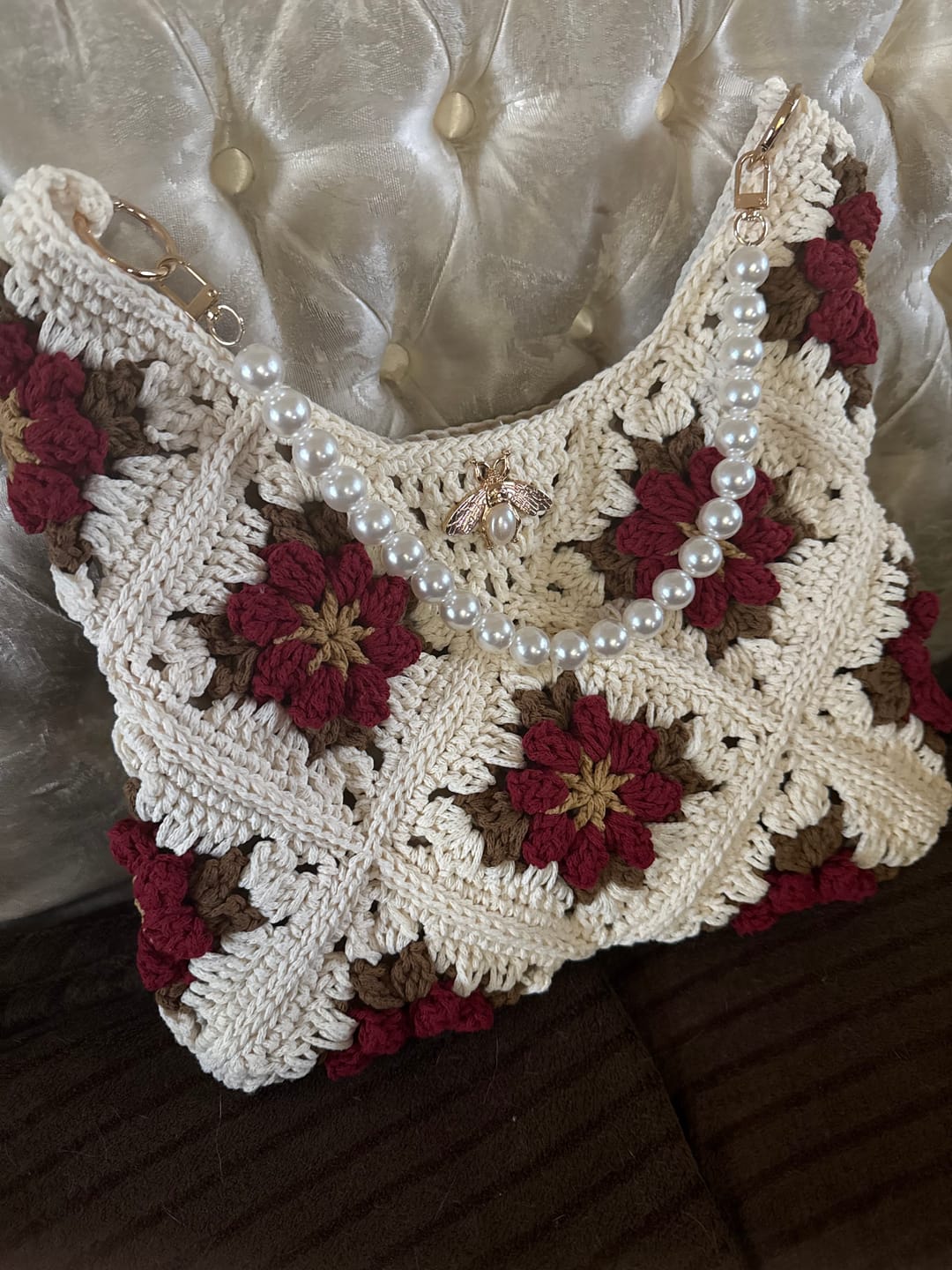 Customer photo review of CrochetPark™ Garden Rose Hobo Kit