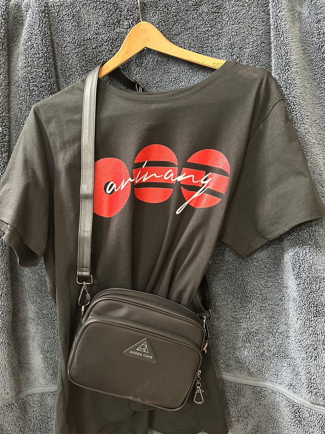 Customer photo review of Crissy Full Crossbody with Locking Clasps Strap