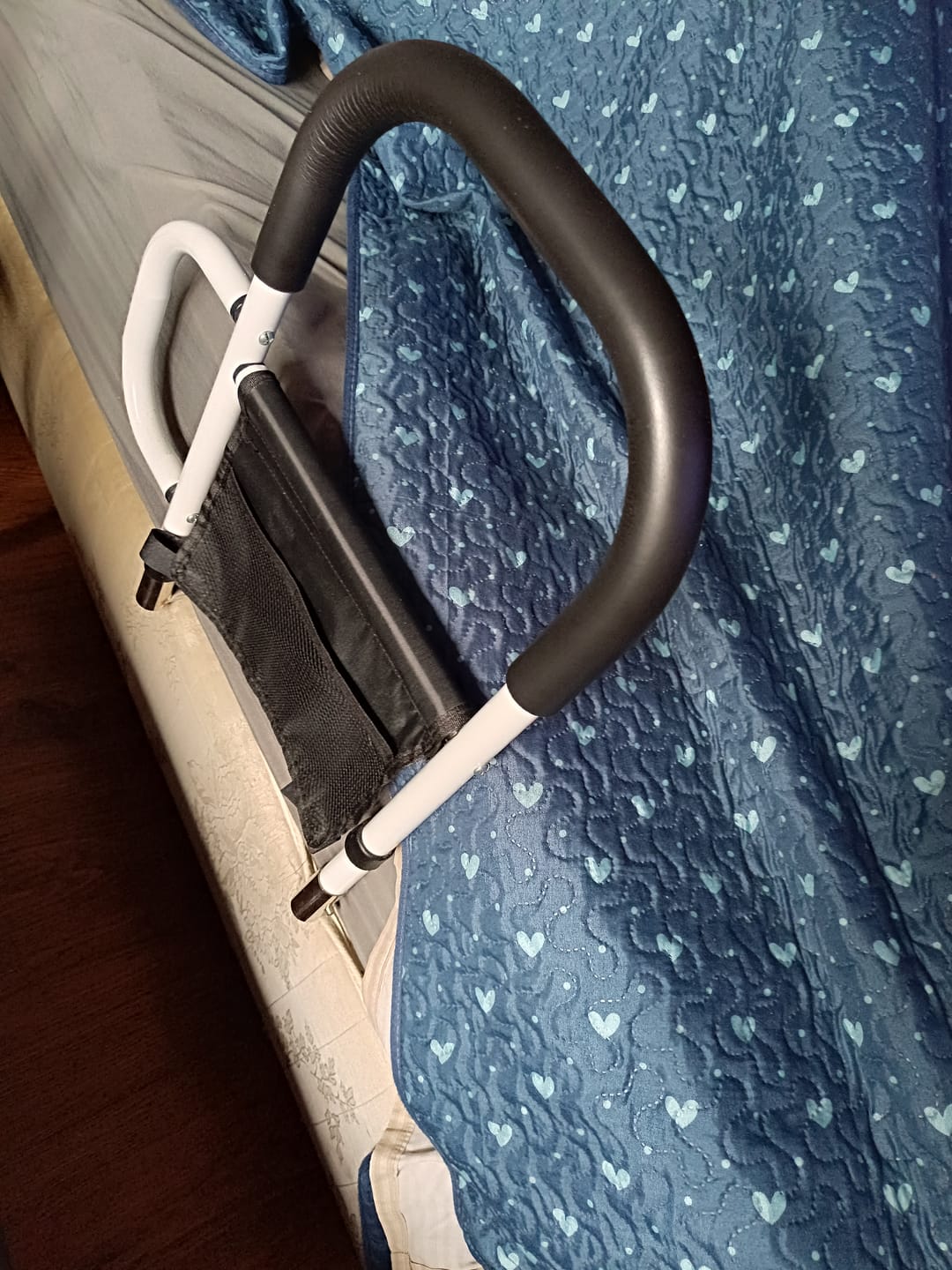 Customer photo review of Baranda de Seguridad y Apoyo para Cama