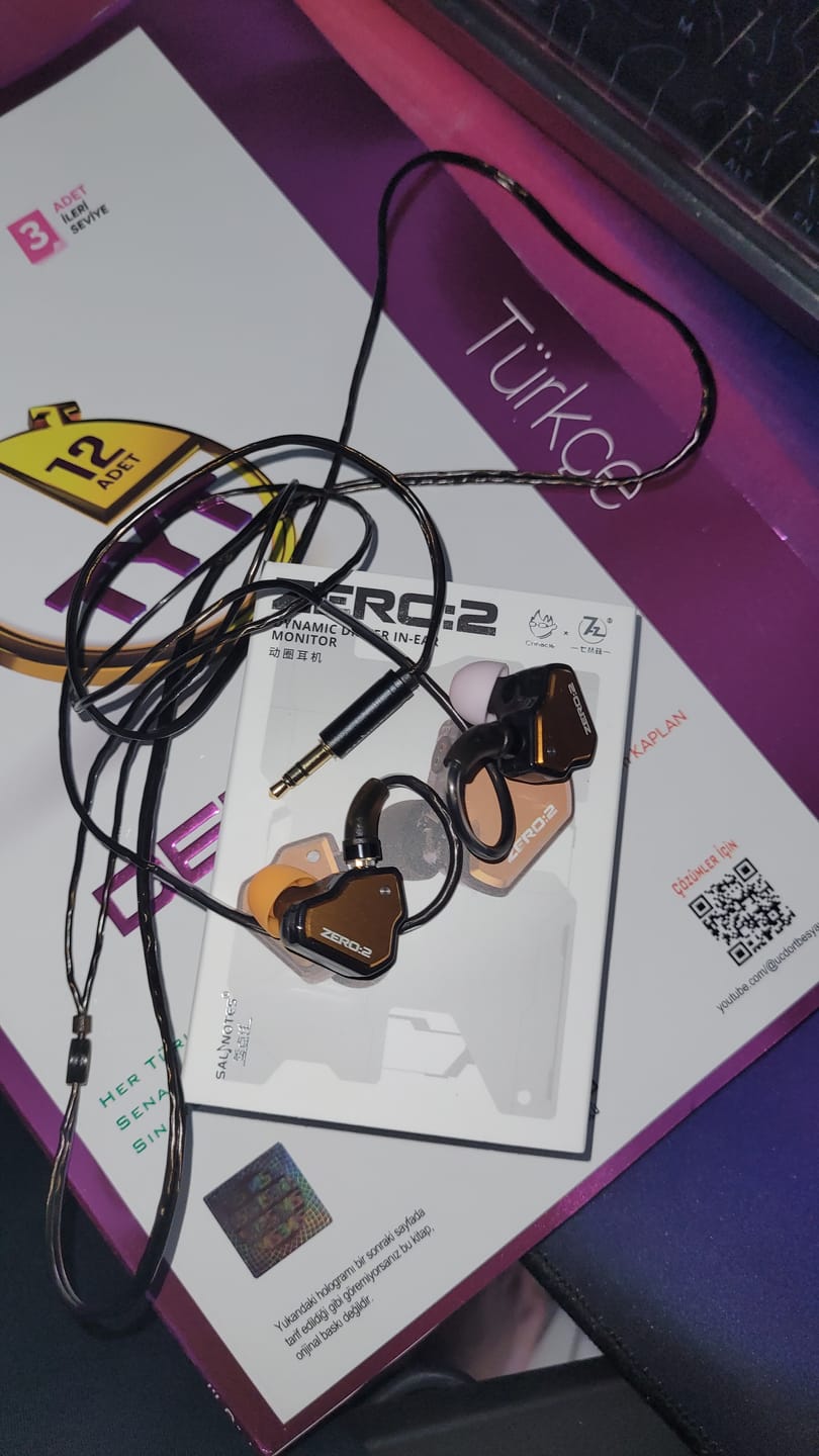 Customer photo review of 7HZ Zero: 2 IEM Kulaklık