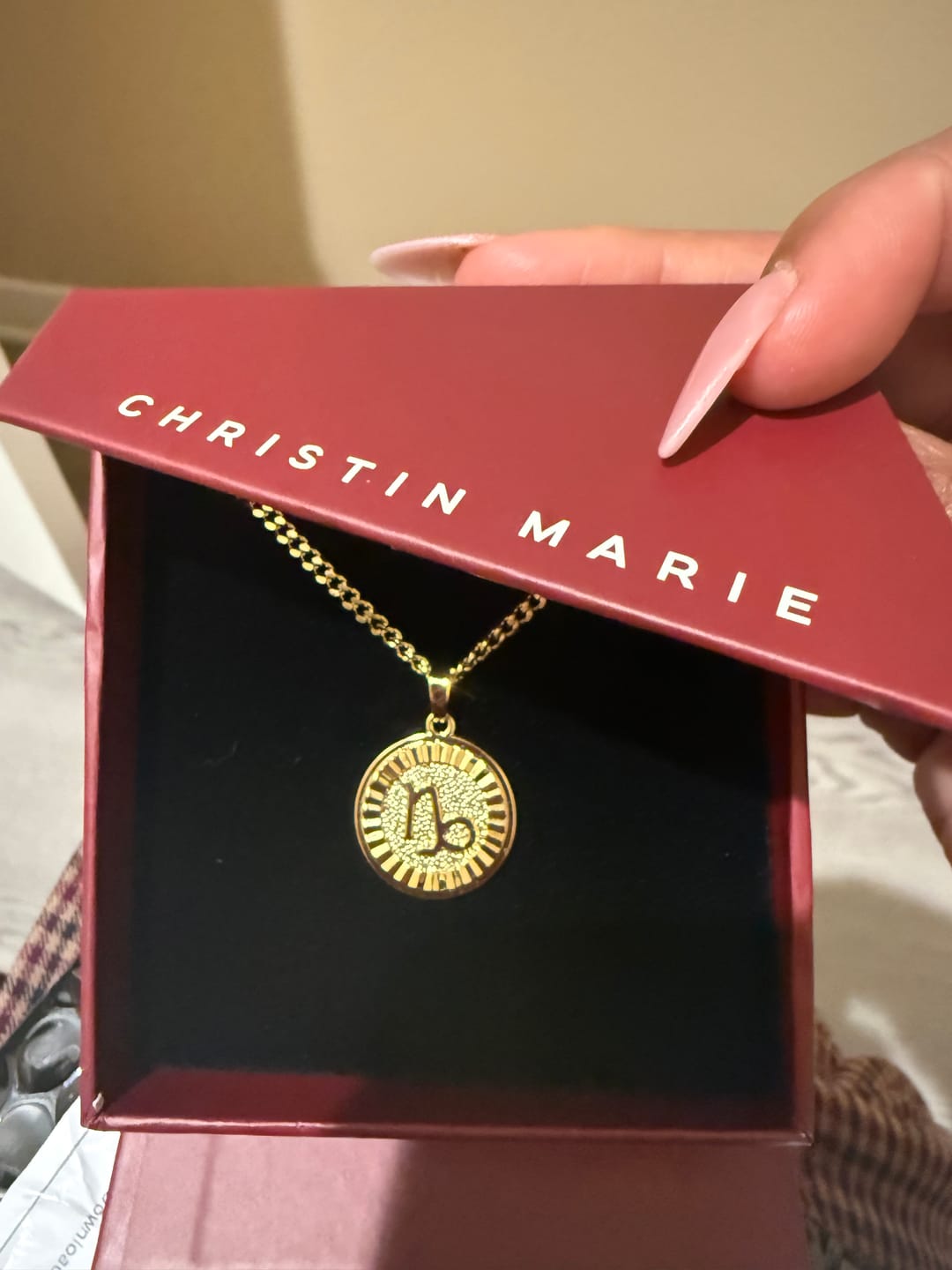 Customer photo review of Zodiac Necklace Gold