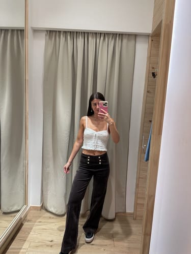 Customer photo review of Pantalón Cotelé Botones Frontales Brown