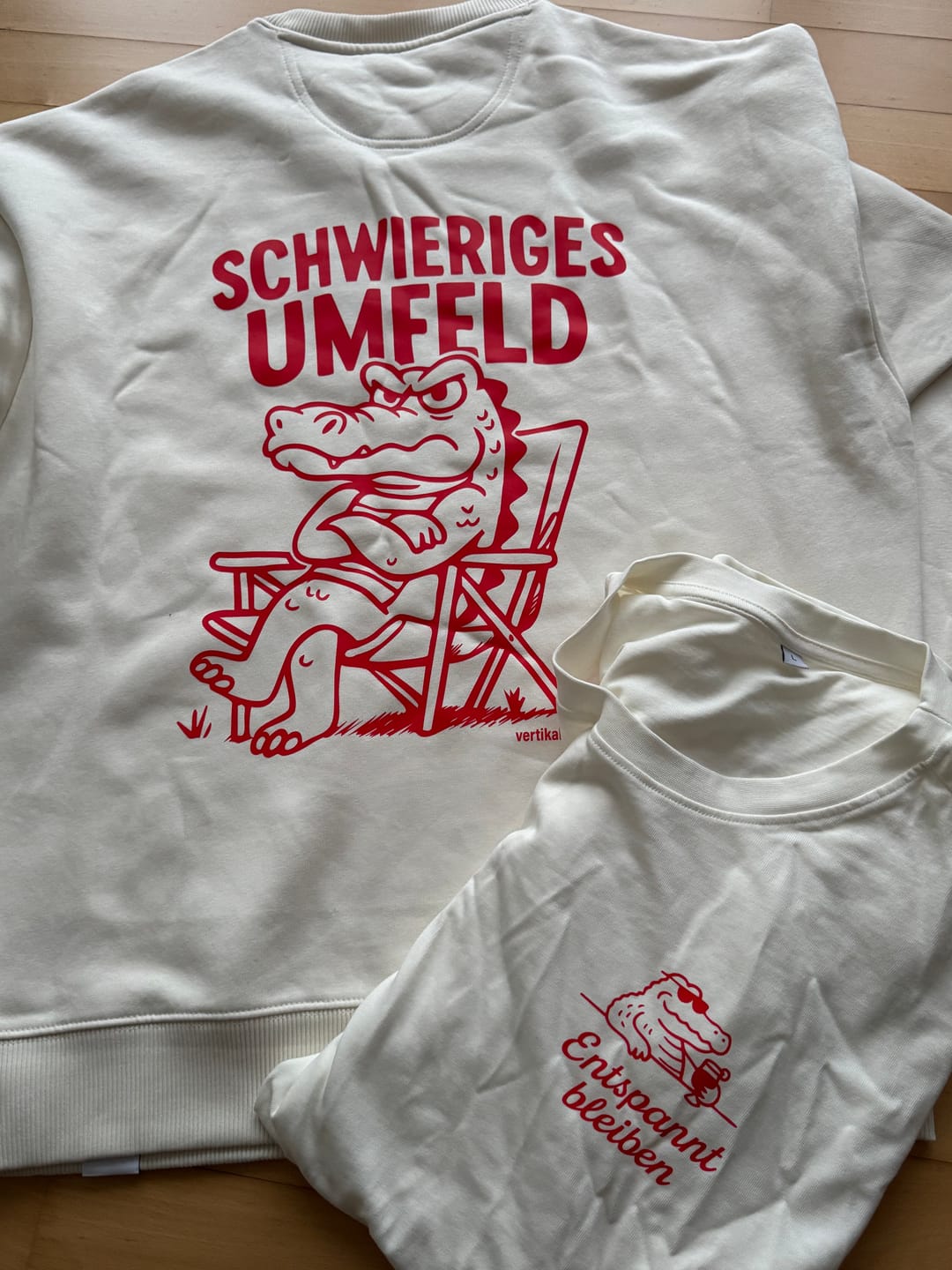 Customer photo review of Sweatshirt 'Schwieriges Umfeld'