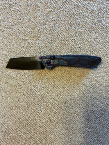 Customer photo review of Kizer Madrac Knife Damtanium Camo Carbon Elmax BLADE DISTRICT EXCLUSIVE