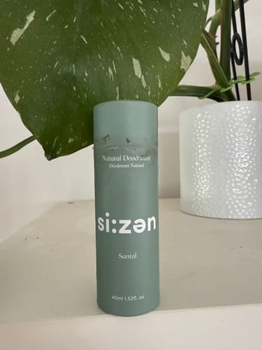 Customer photo review of Natural Deodorant for Sensitive Skin – Aluminium-Free, Long-Lasting Odour Protection (Santal, 75g)
