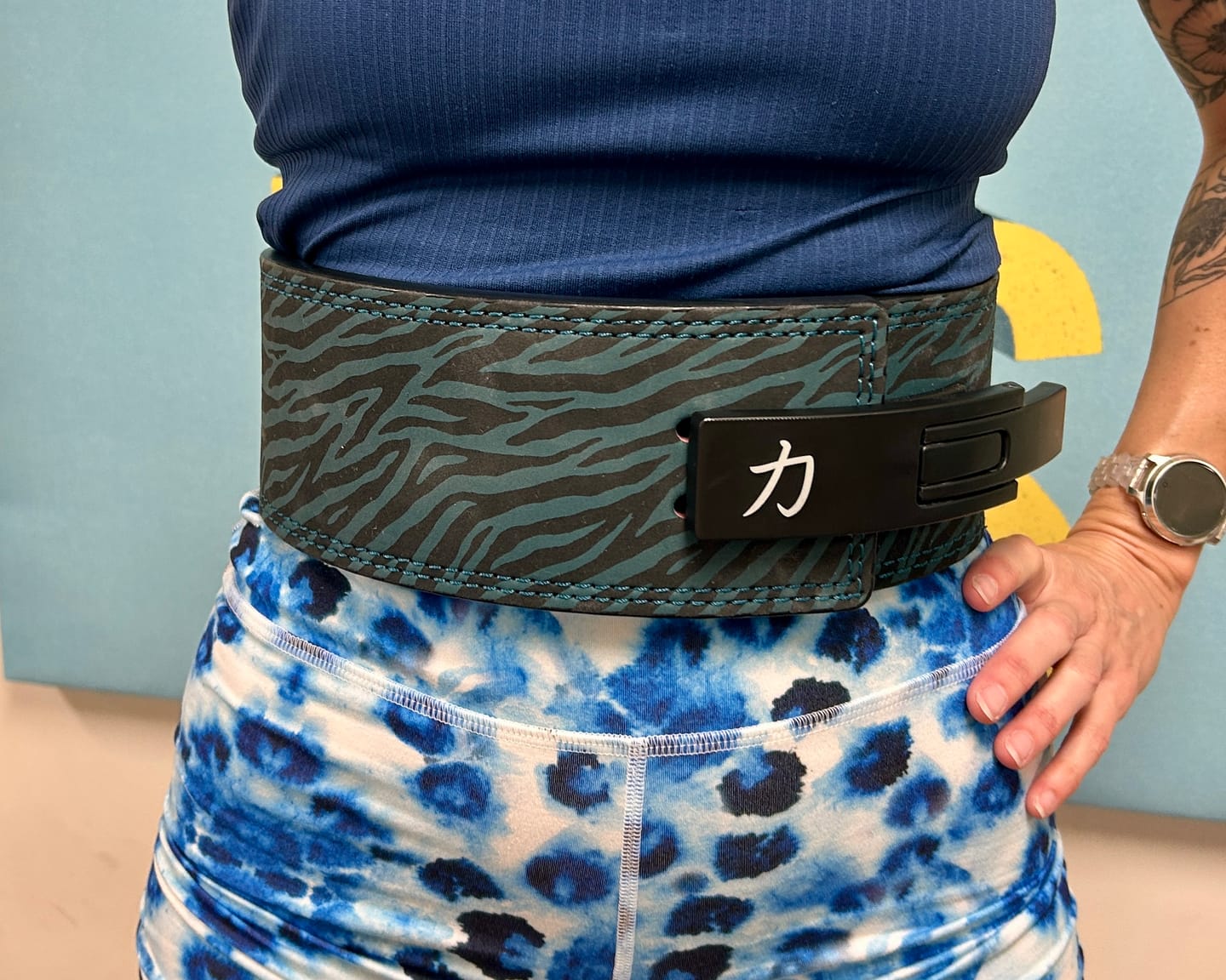 Customer photo review of 10MM Lever Belt - Blue Tiger