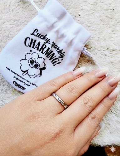 Customer photo review of Anillo Keep Going