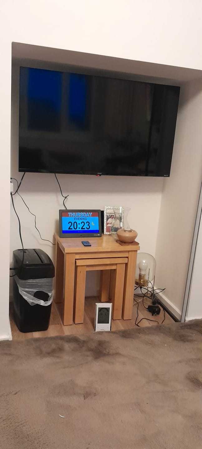Customer photo review of XL Reminder Clock (40 Reminders)