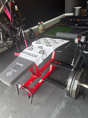 Customer photo review of TAWERET™  1:1 Cable Ratio Leg Extension and Curl Machine