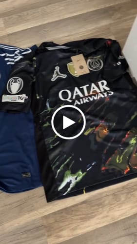 Customer video review of Maillot 25/26 PSG Night Edition Stadium