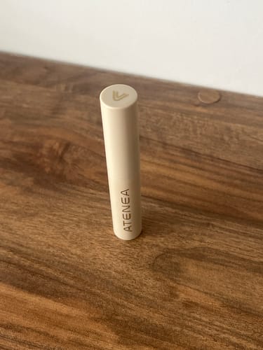 Customer photo review of GEL FIJADOR DE CEJAS TRAVEL SIZE