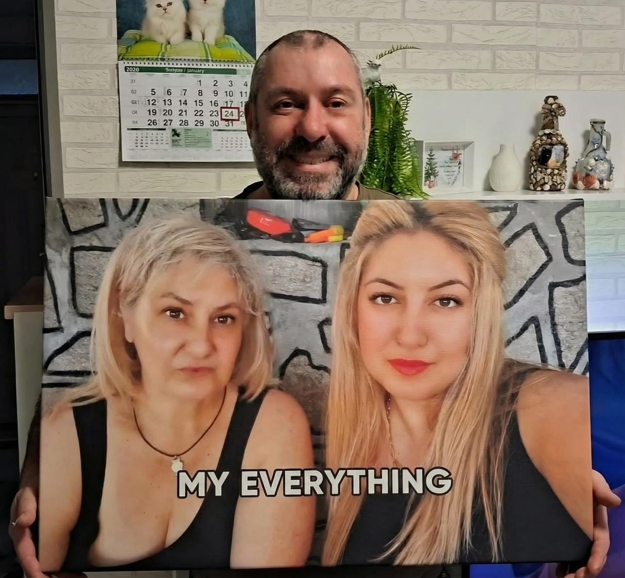 Customer photo review of Personalized Canvas with Your Photo - Meaningful Gift for Mom