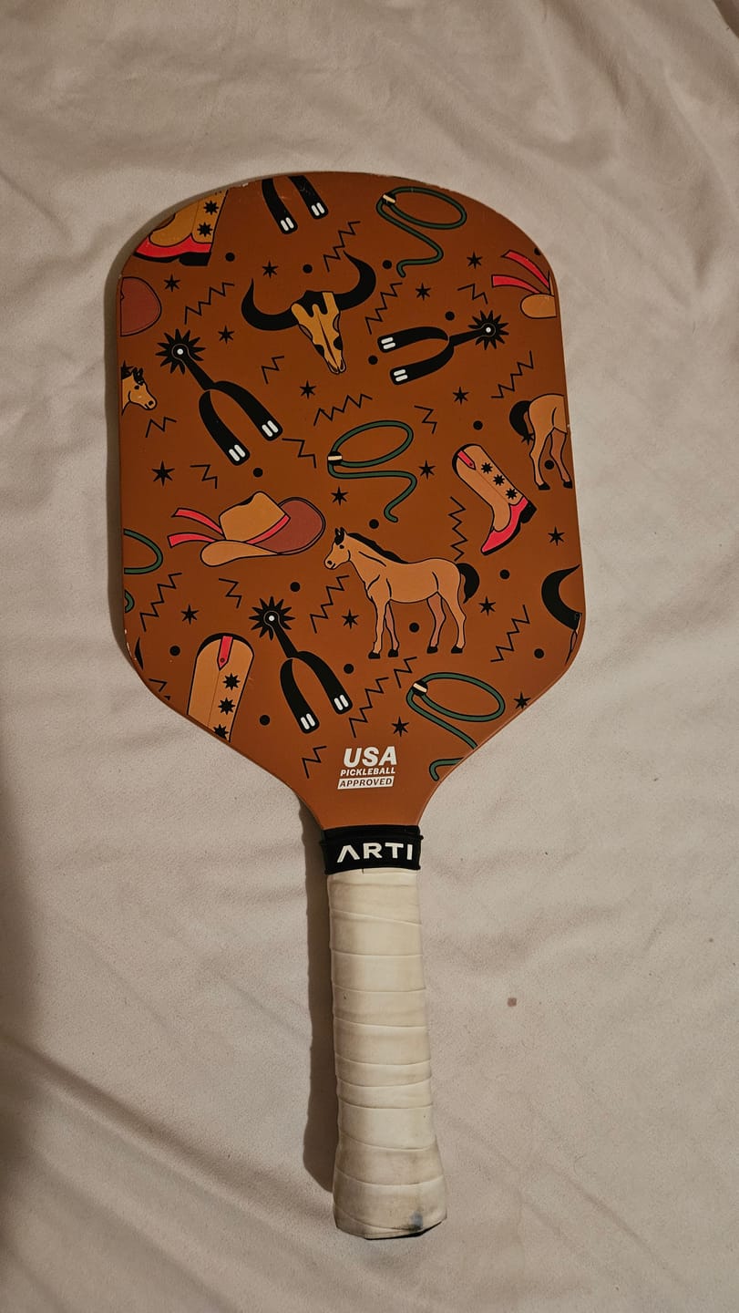 Customer photo review of ARTI 16mm Carbon Fiber "TEXAS" Pickleball Paddle
