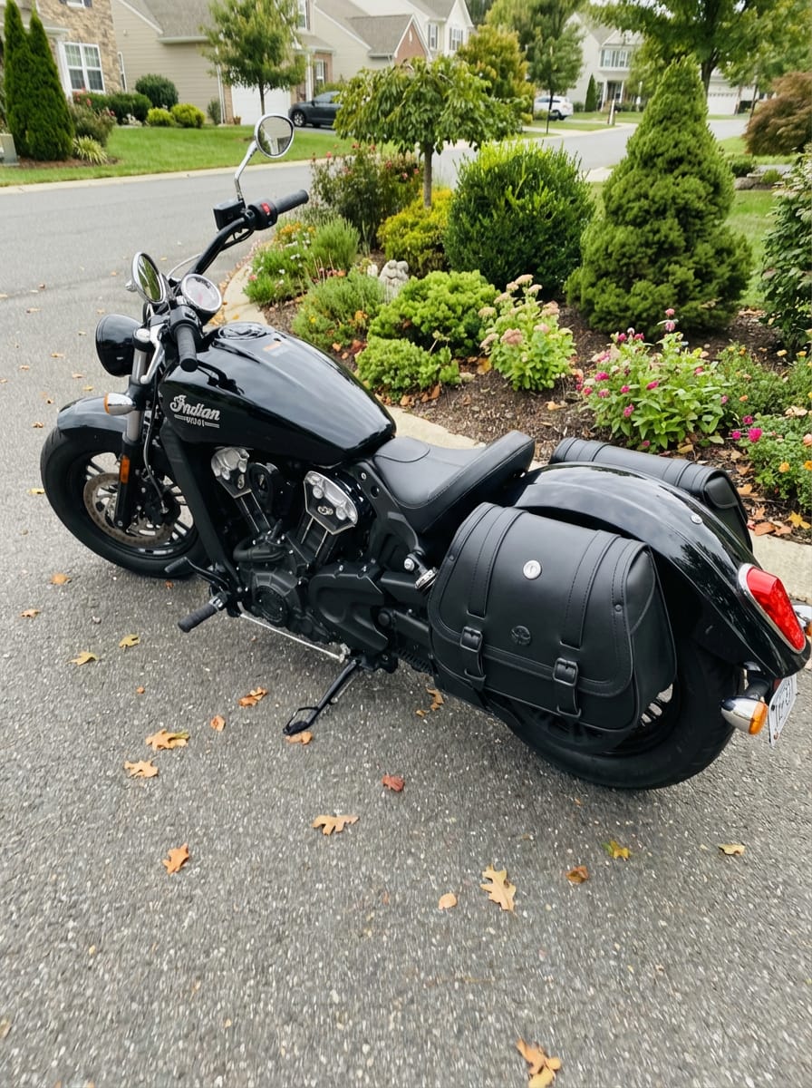 Customer photo review of 25L - SpiritBlade Large Indian Scout Classic 2025+ Leather Motorcycle Saddlebags