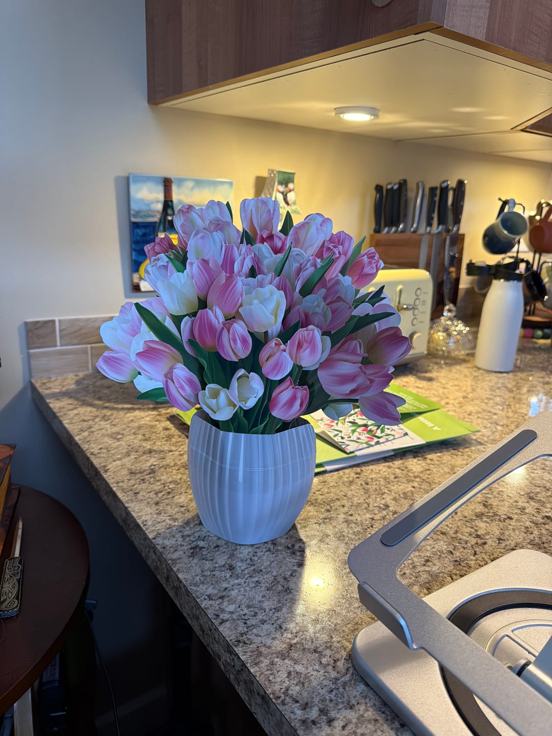 Customer photo review of Tulip Kisses Pop-Up Bouquet