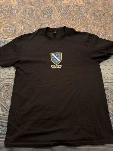 Customer photo review of BiH/HRVATSKA Premium T-Shirt