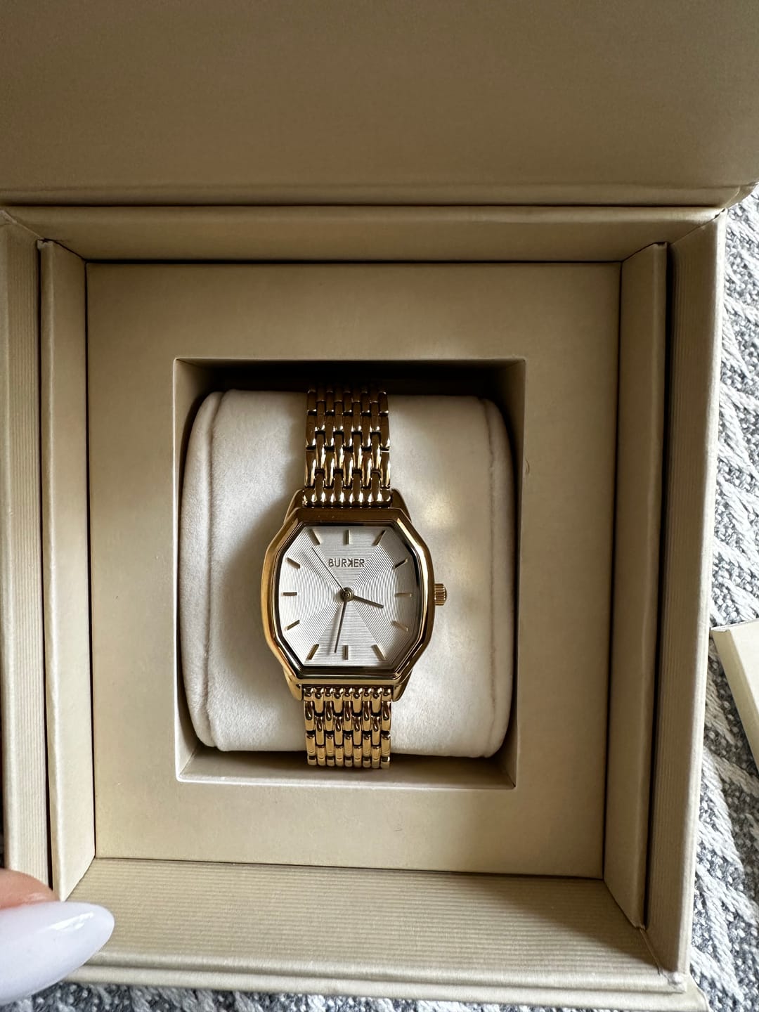 Customer photo review of Julia Gold White