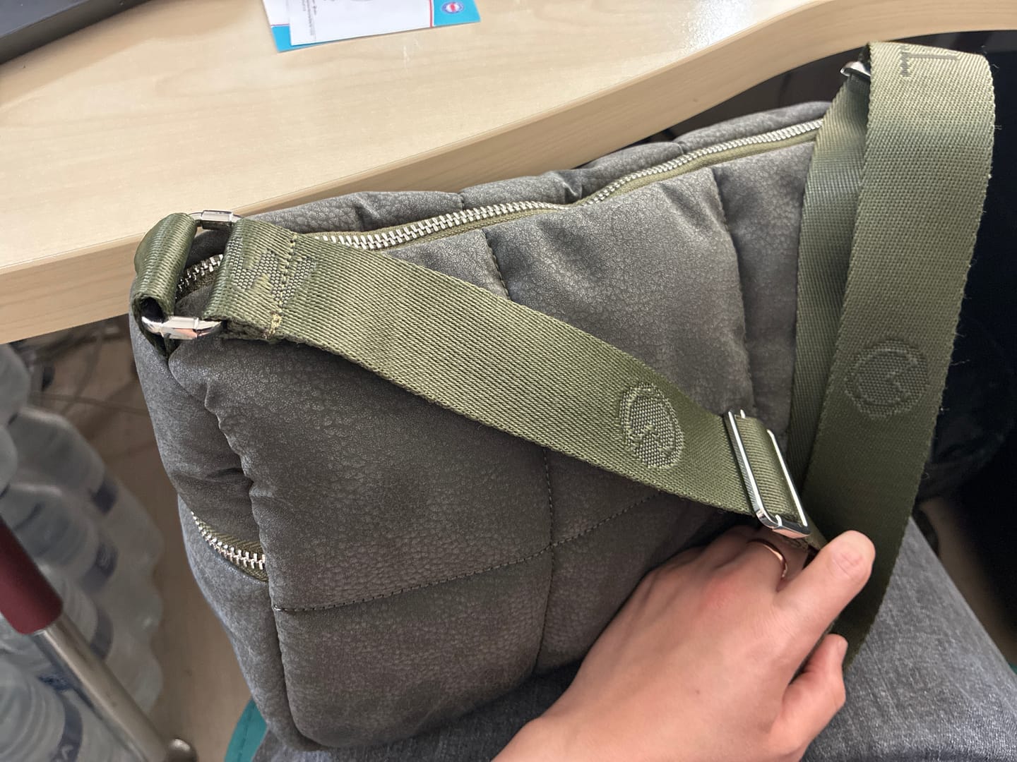 Customer photo review of Matmazel Zehen Haki Kadın Omuz Çantası