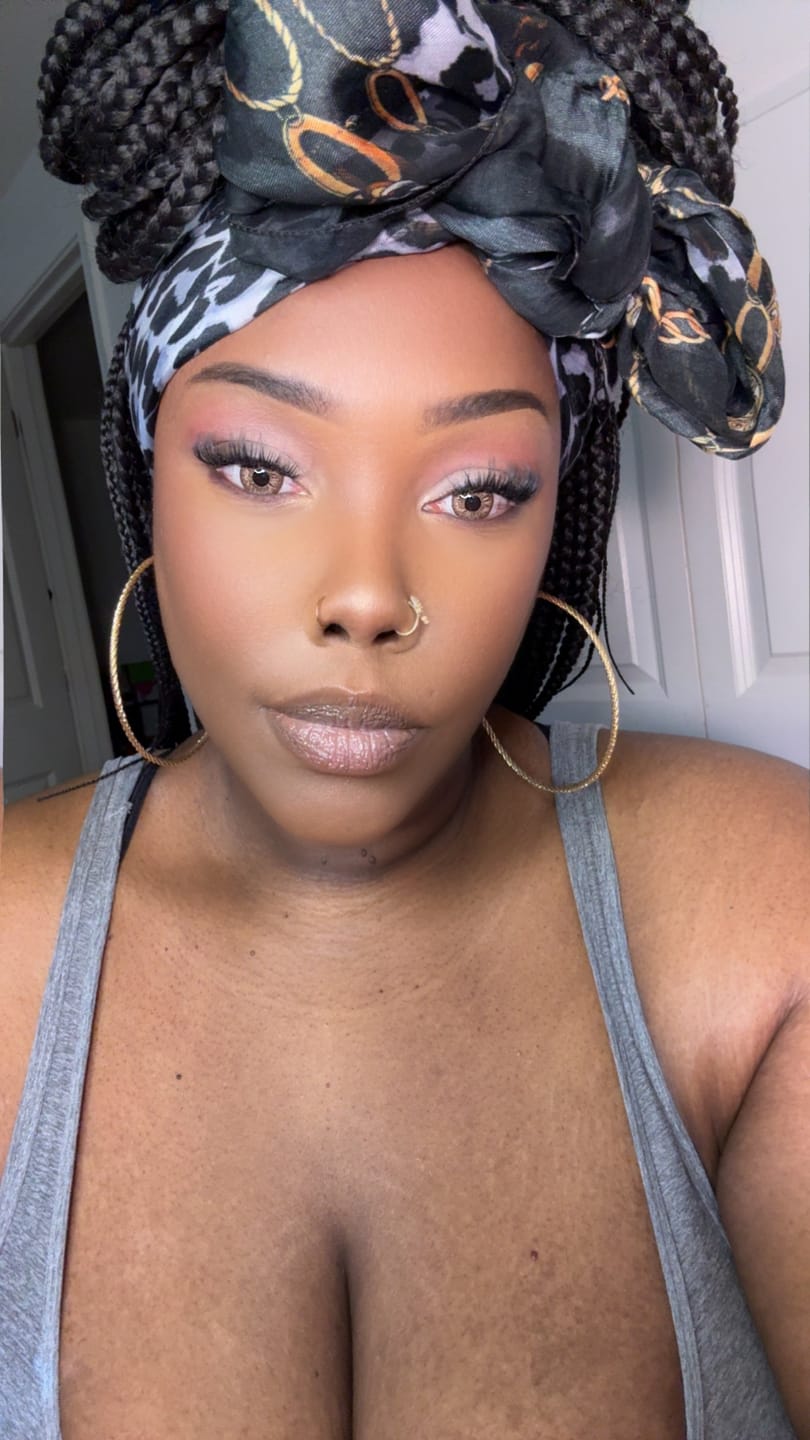 Customer photo review of Cocktail Tequila Sunrise Brown Colored Contact Lenses