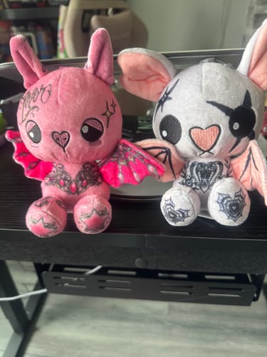 Customer photo review of Batties Plush Pendant Blind Box