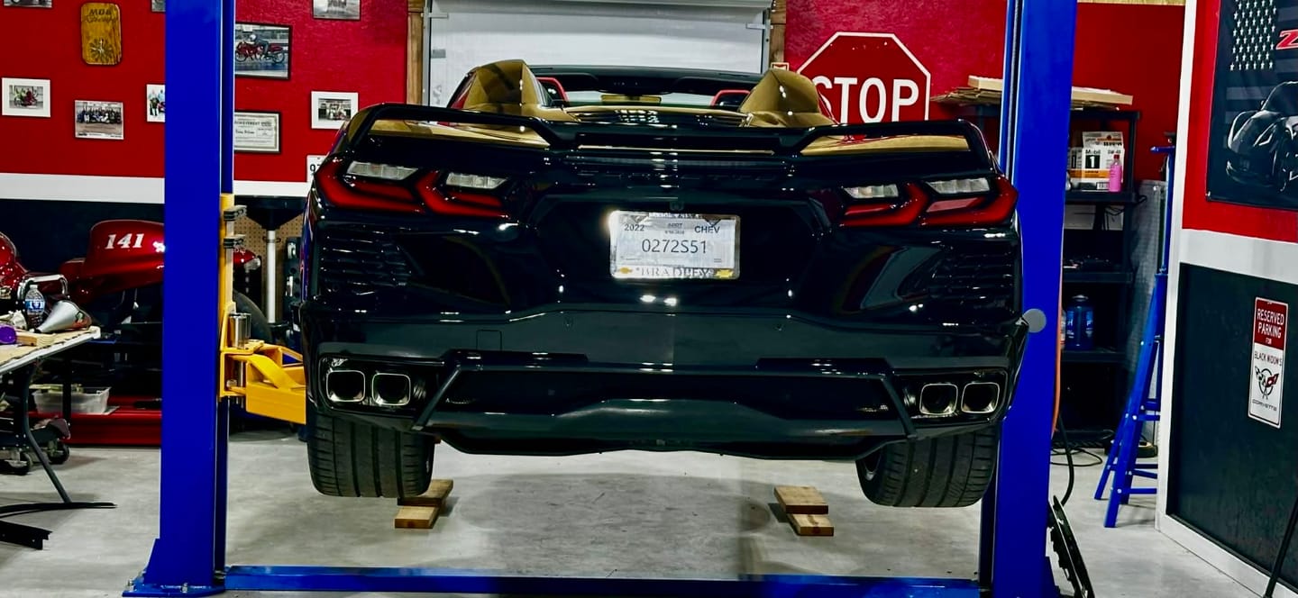 Customer photo review of Corvette C8 Stingray DRY CARBON FIBEr Add-On Rear Diffuser Fin