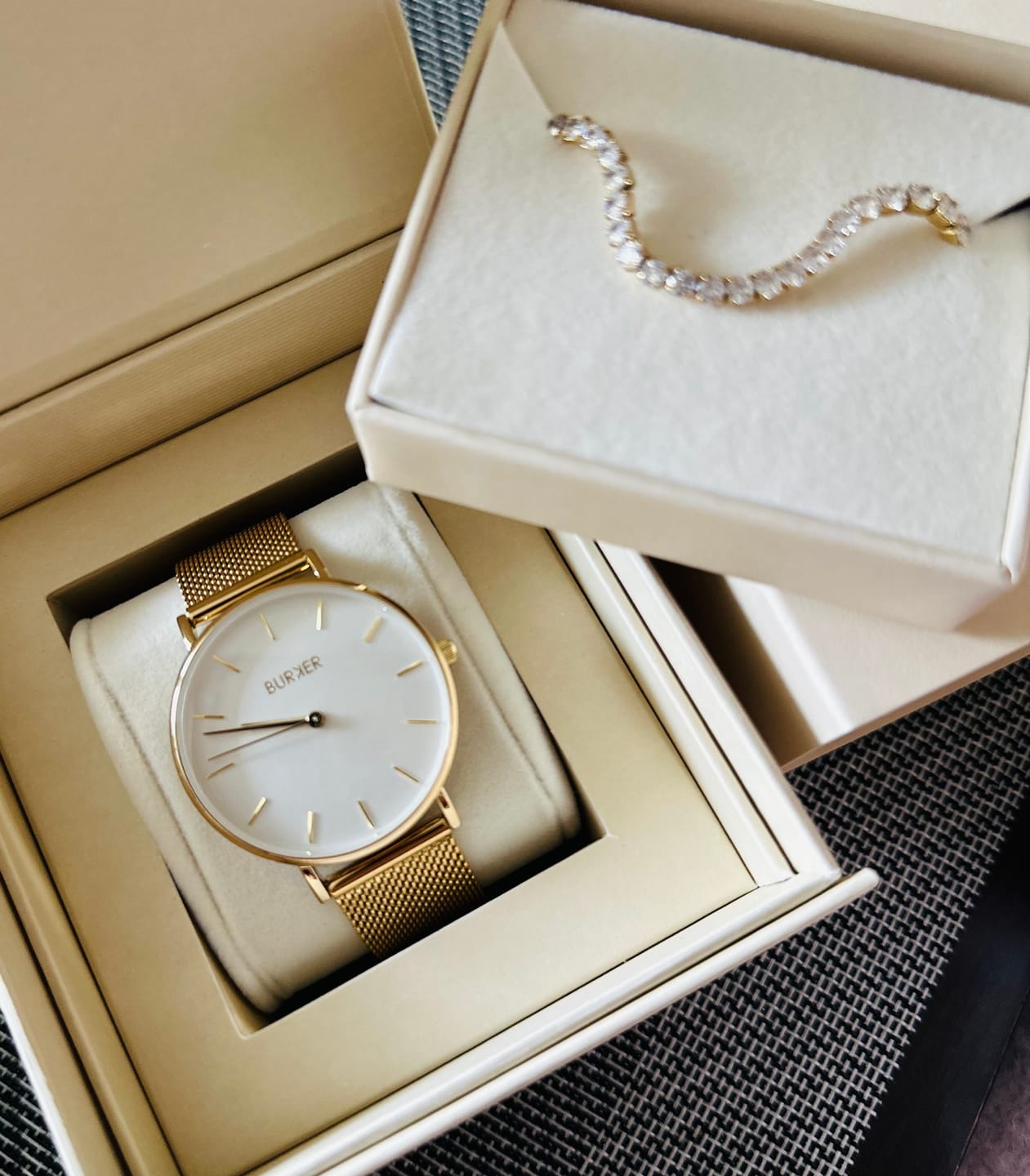 Customer photo review of Ava Gold Bracelet