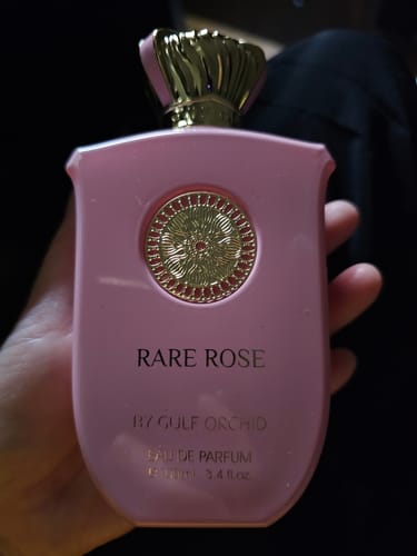 Customer photo review of RARE ROSE