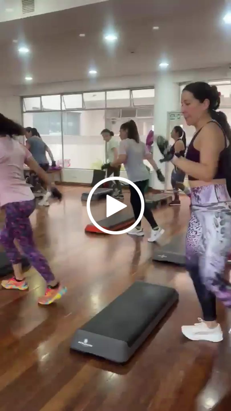 Customer video review of Asics Sonicblast Mujer Cream Blue Fade