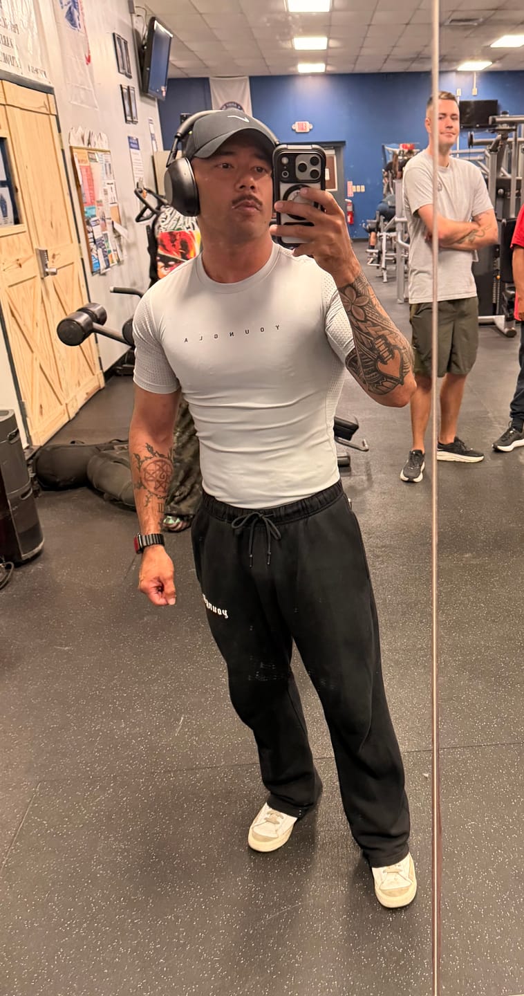 Customer photo review of 2111 - Classic Baggy Sweats