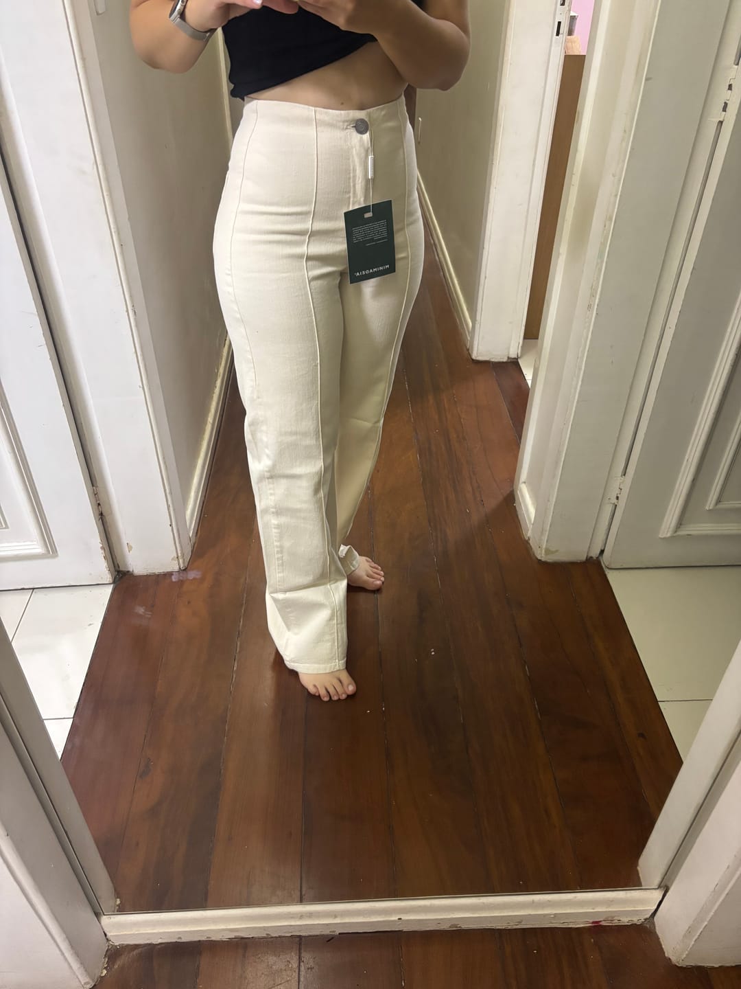 Customer photo review of Calça Jeans Reta Mandacaru Bege