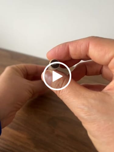 Customer video review of LÁPIZ DE CEJAS COLLECTION